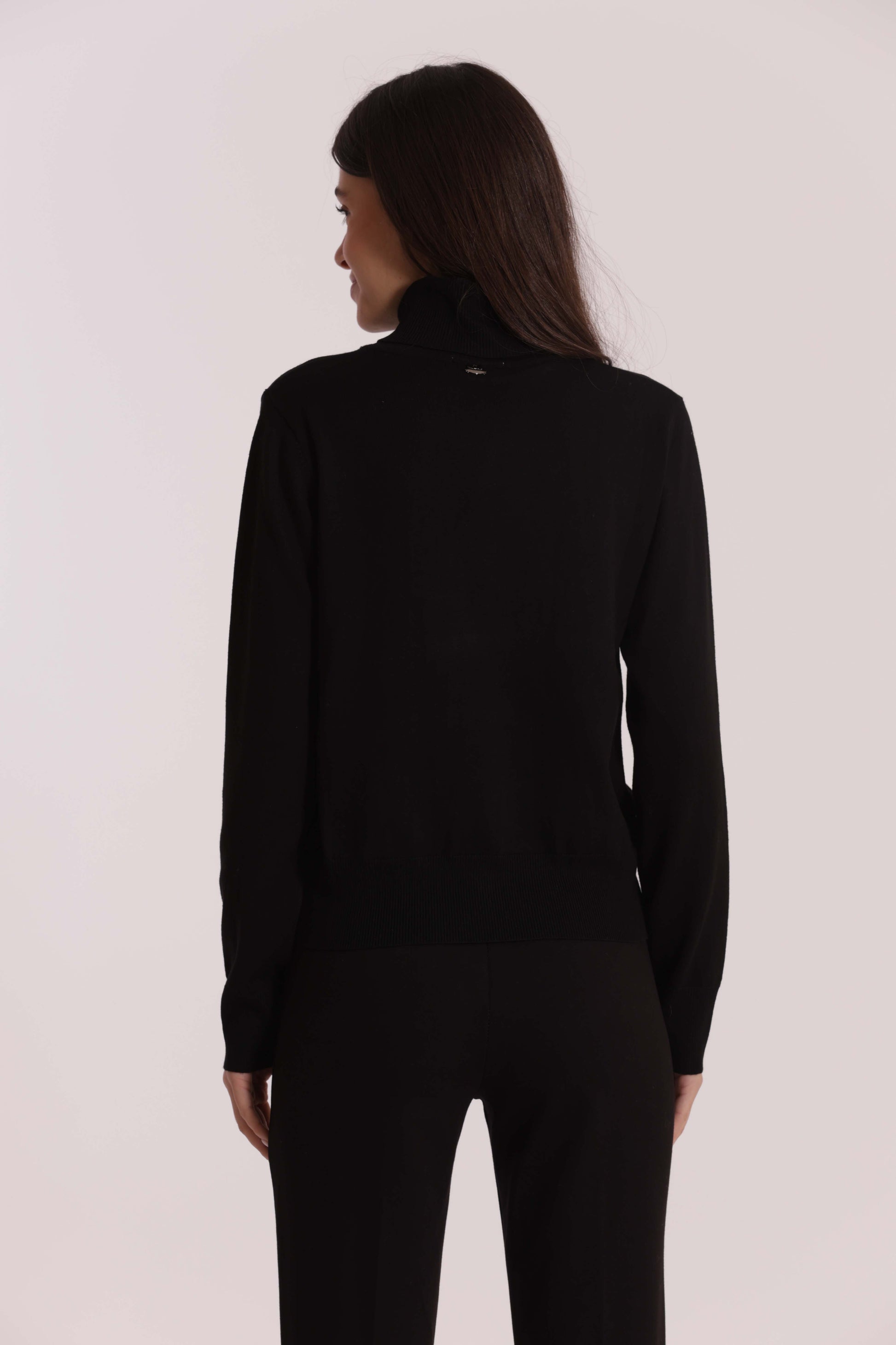 MAGLIA COLLO ALTO IN MANOFREDDA