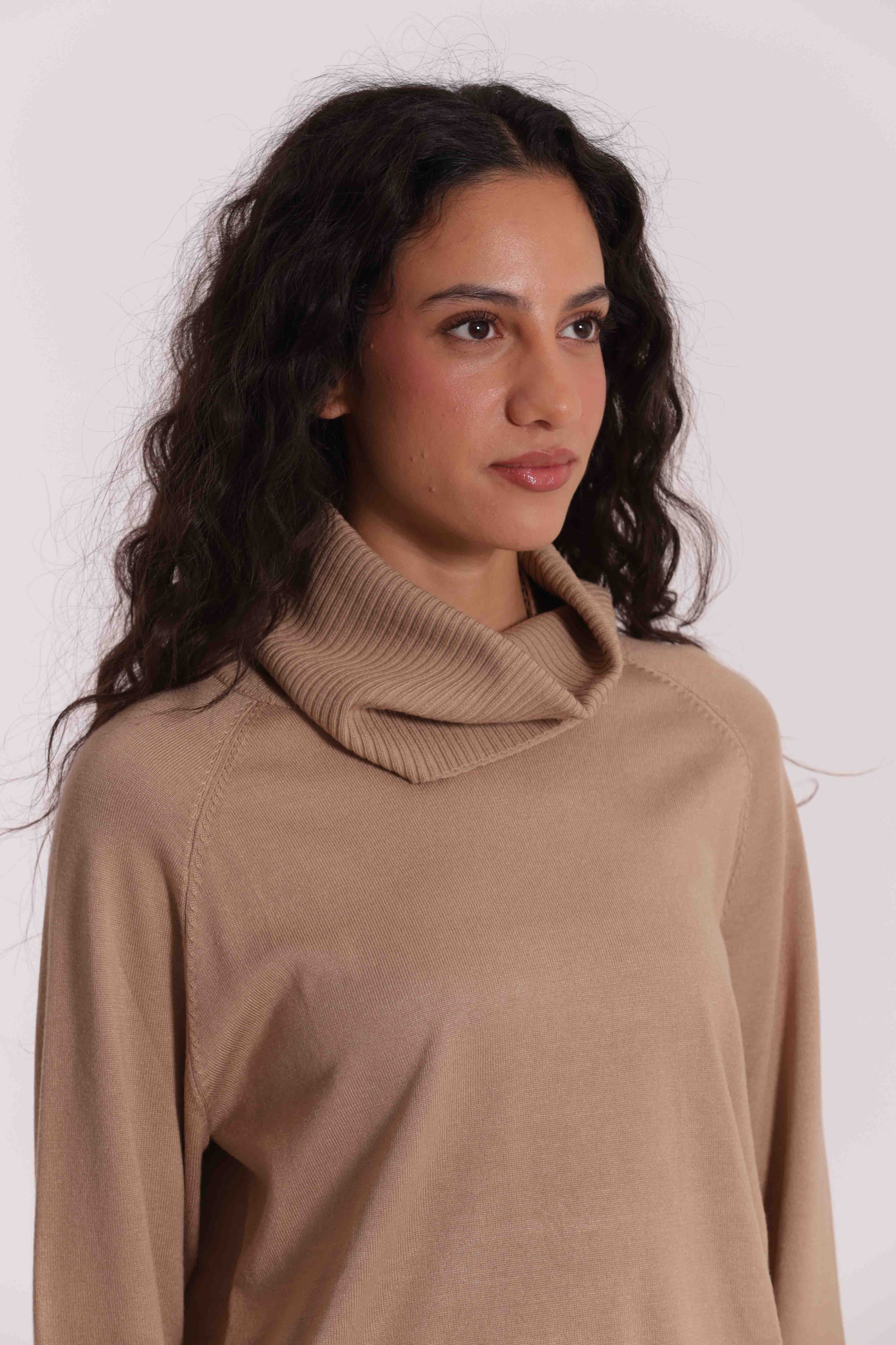 MAGLIA OVER CON SPACCHI LATERALI