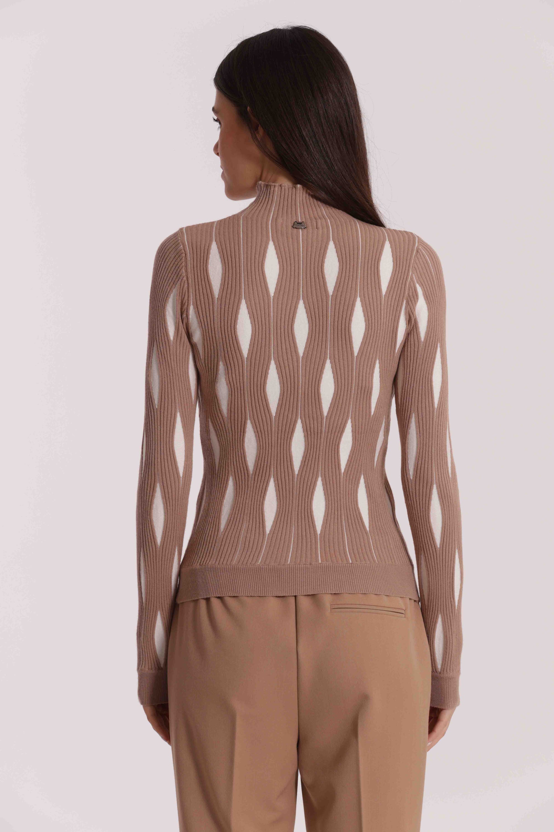 MAGLIA BICOLOR CON FANTASIA ROMBI