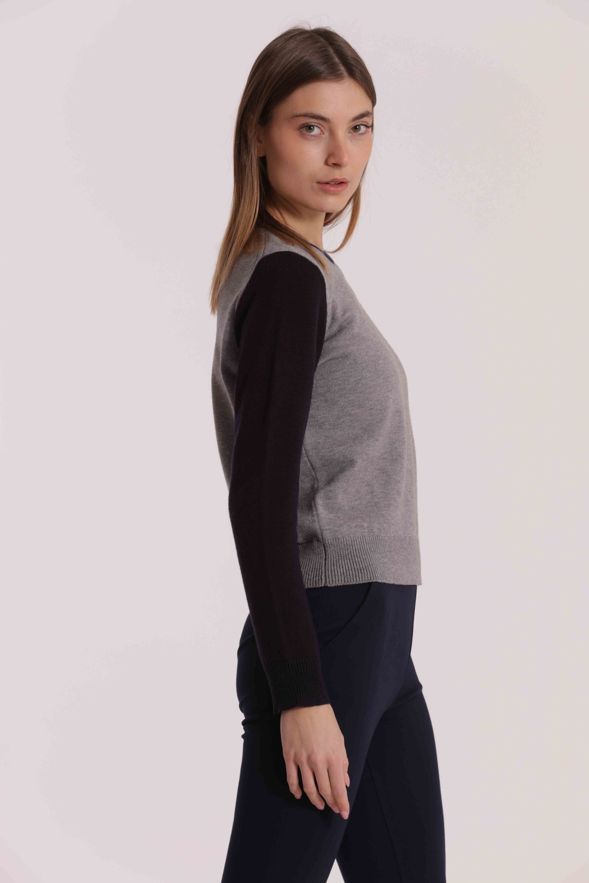 MAGLIA BICOLOR SCOLLO TONDO