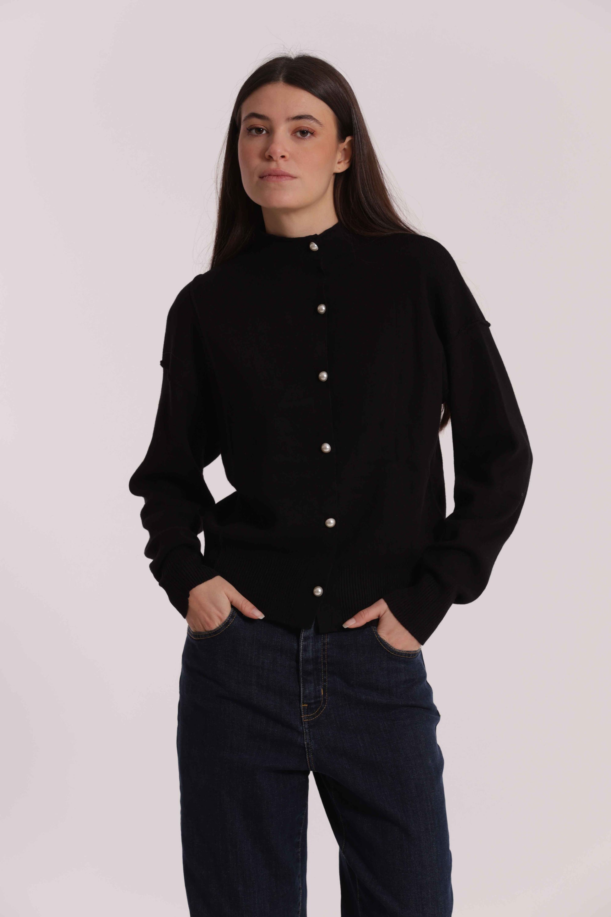 MAGLIA CARDIGAN CON BOTTONI PERLE
