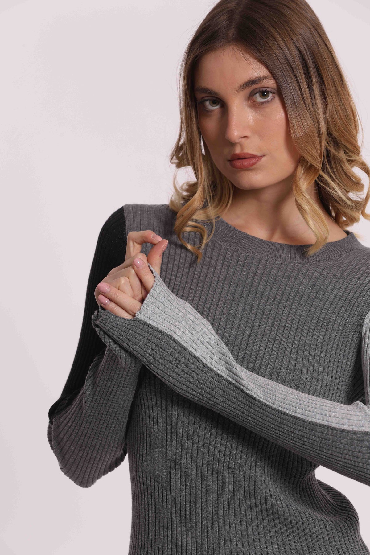 MIMI MUA FIRENZE-MAGLIA SCOLLO CON MANICHE BICOLOR