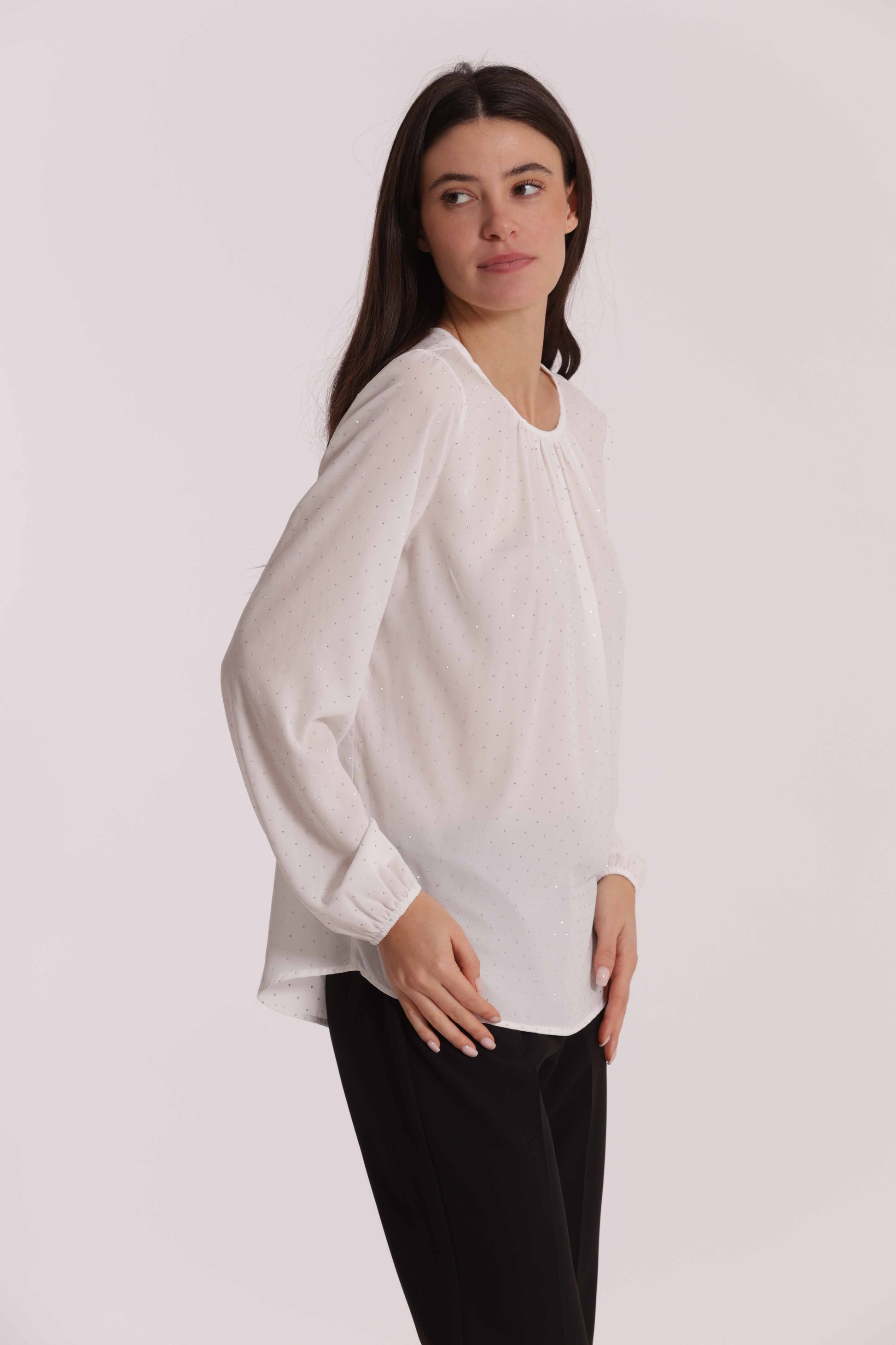 BLUSA IN GEORGETTE CON STRASS