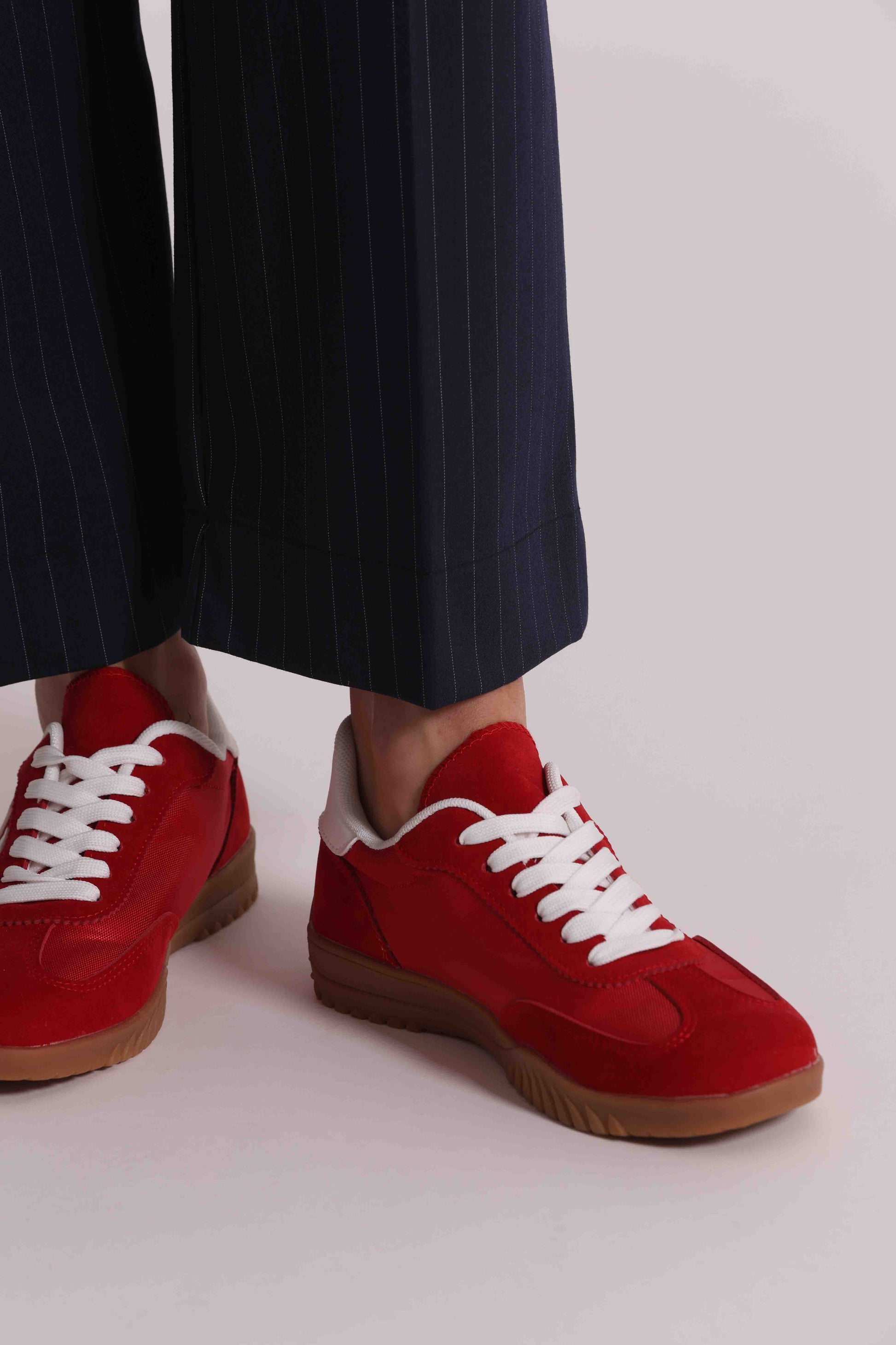 PANTALONE CROPPED CON ELASTICO IN VITA GESSATO