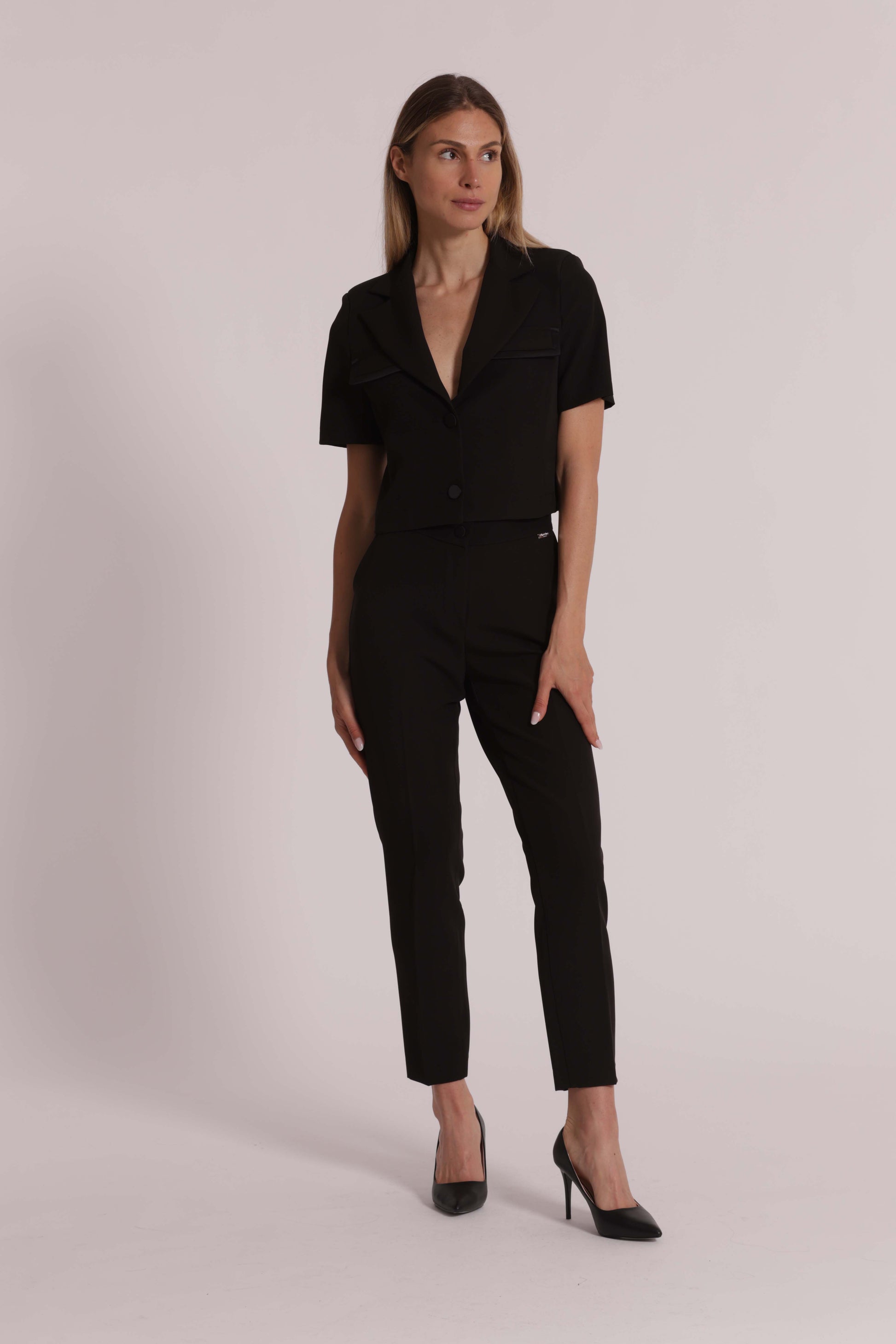PANTALONI SIGARETTA CON ELASTICO DIETRO