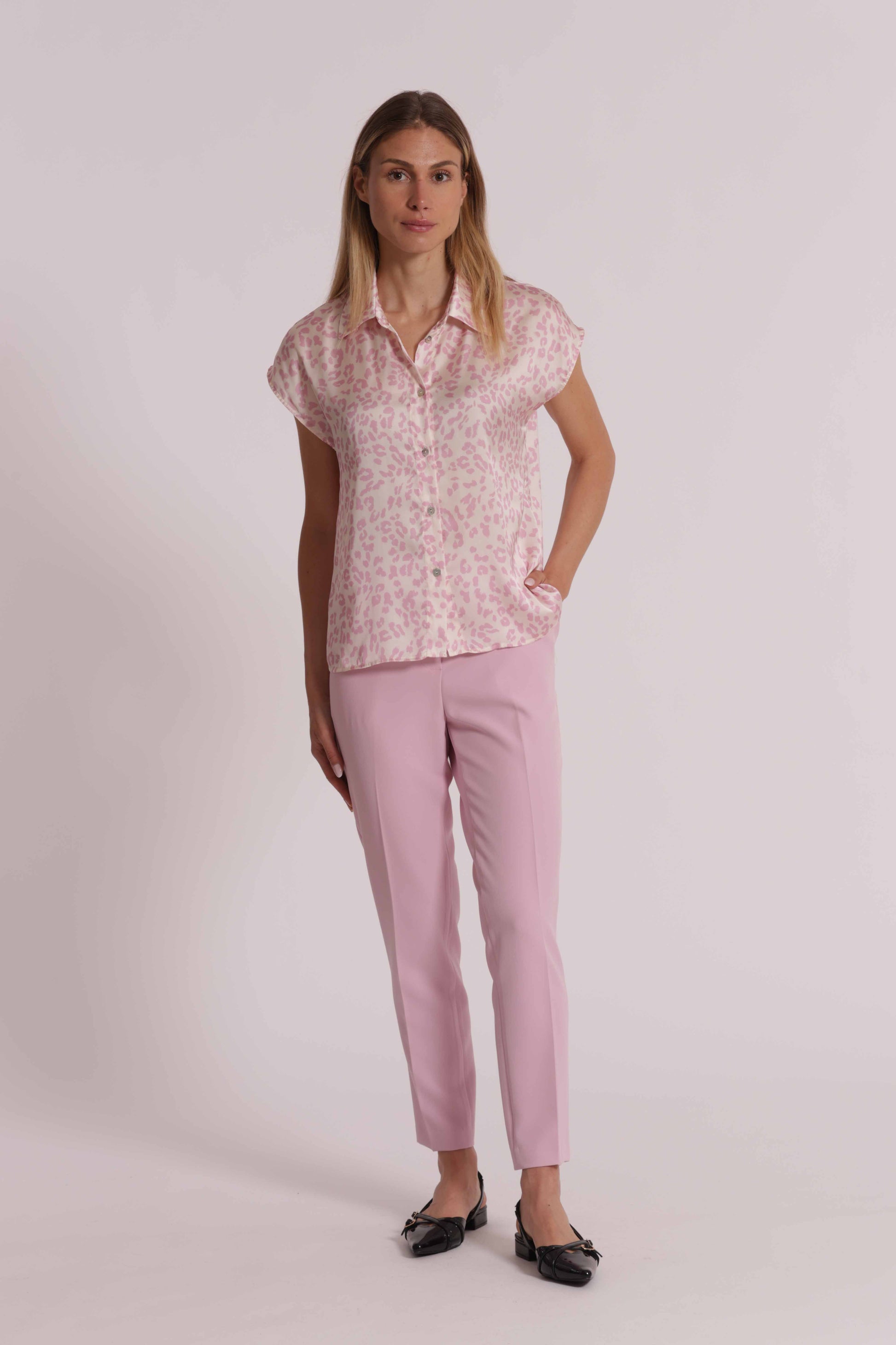 PANTALONI SIGARETTA CON ELASTICO DIETRO