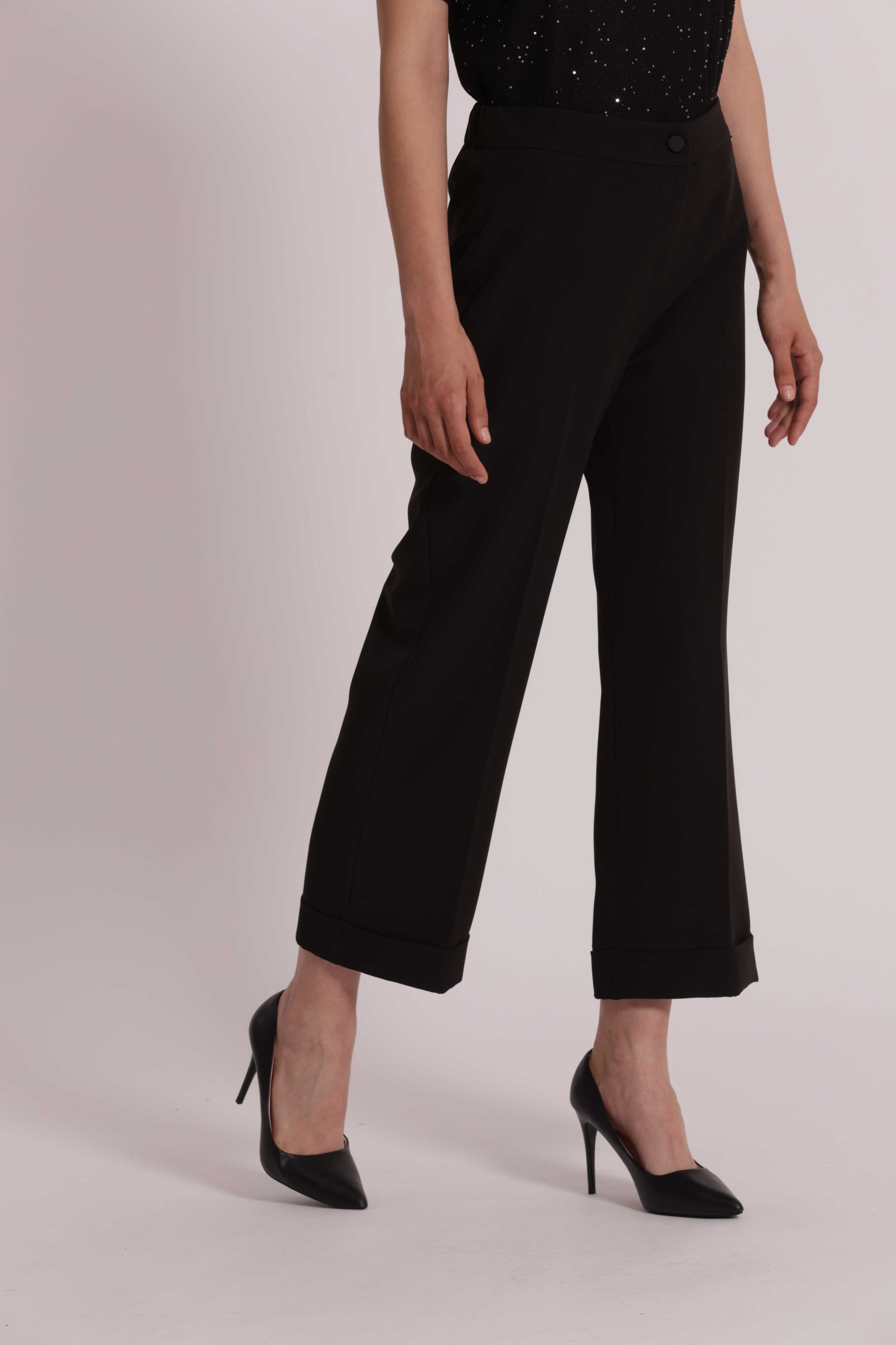 PANTALONI CON RISVOLTO