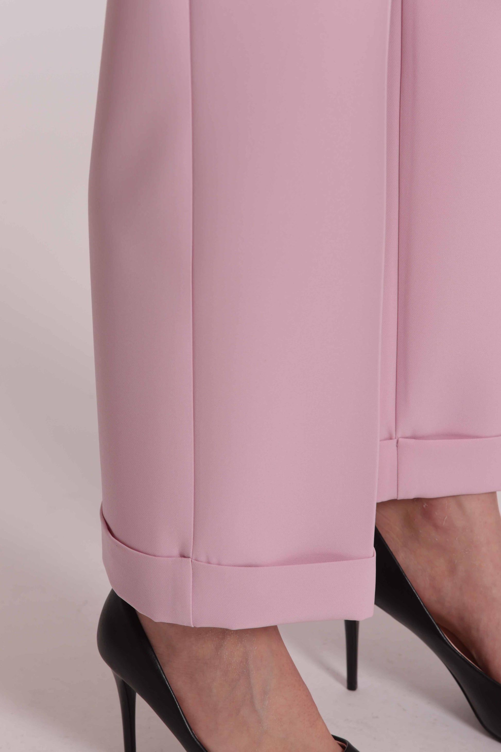 PANTALONI CON RISVOLTO
