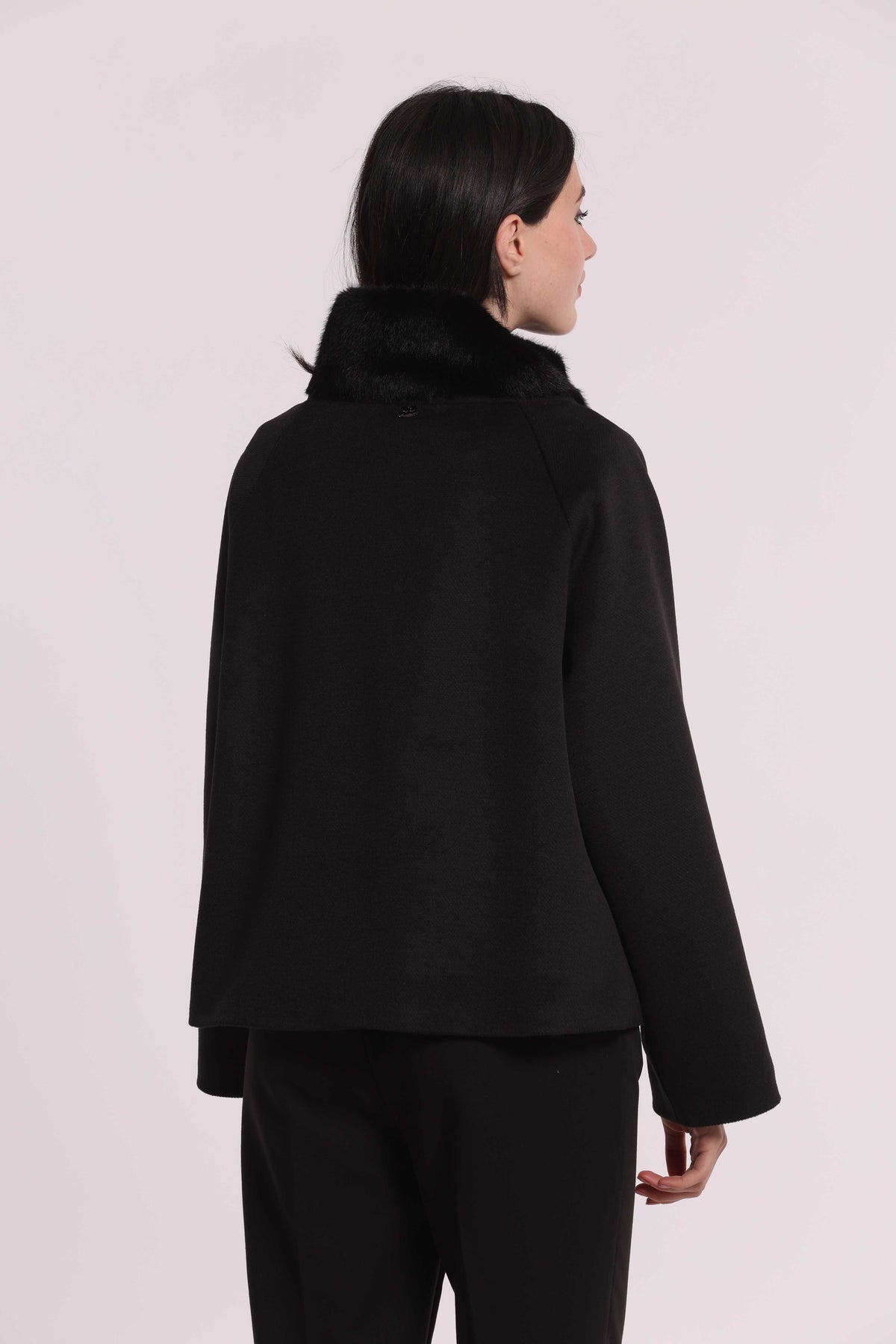 MIMI MUA FIRENZE-CAPPOTTO CORTO CON COLLO EFFETTO PELLICCIA
