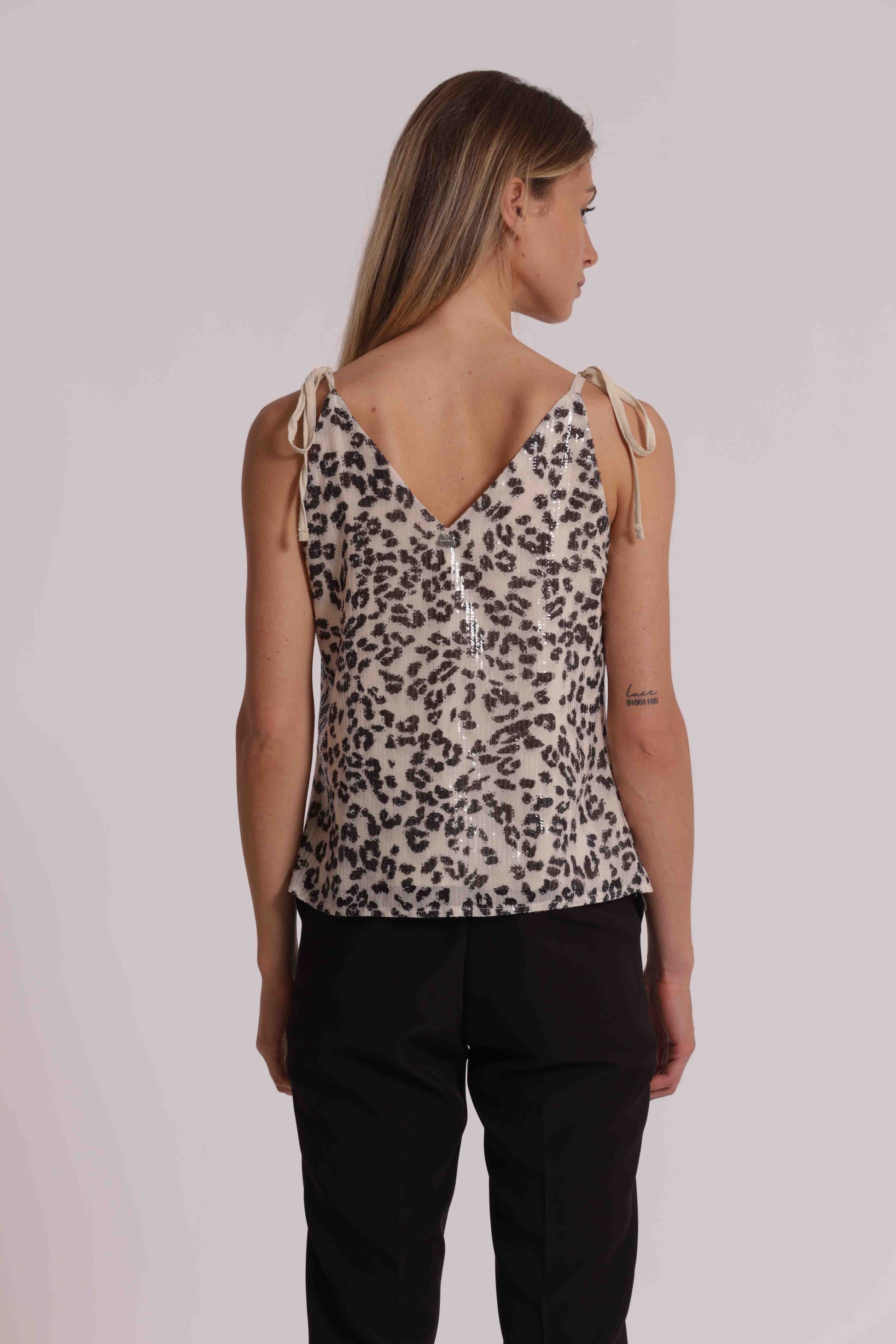 TOP CON PAILLETTES IN FANTASIA ANIMALIER