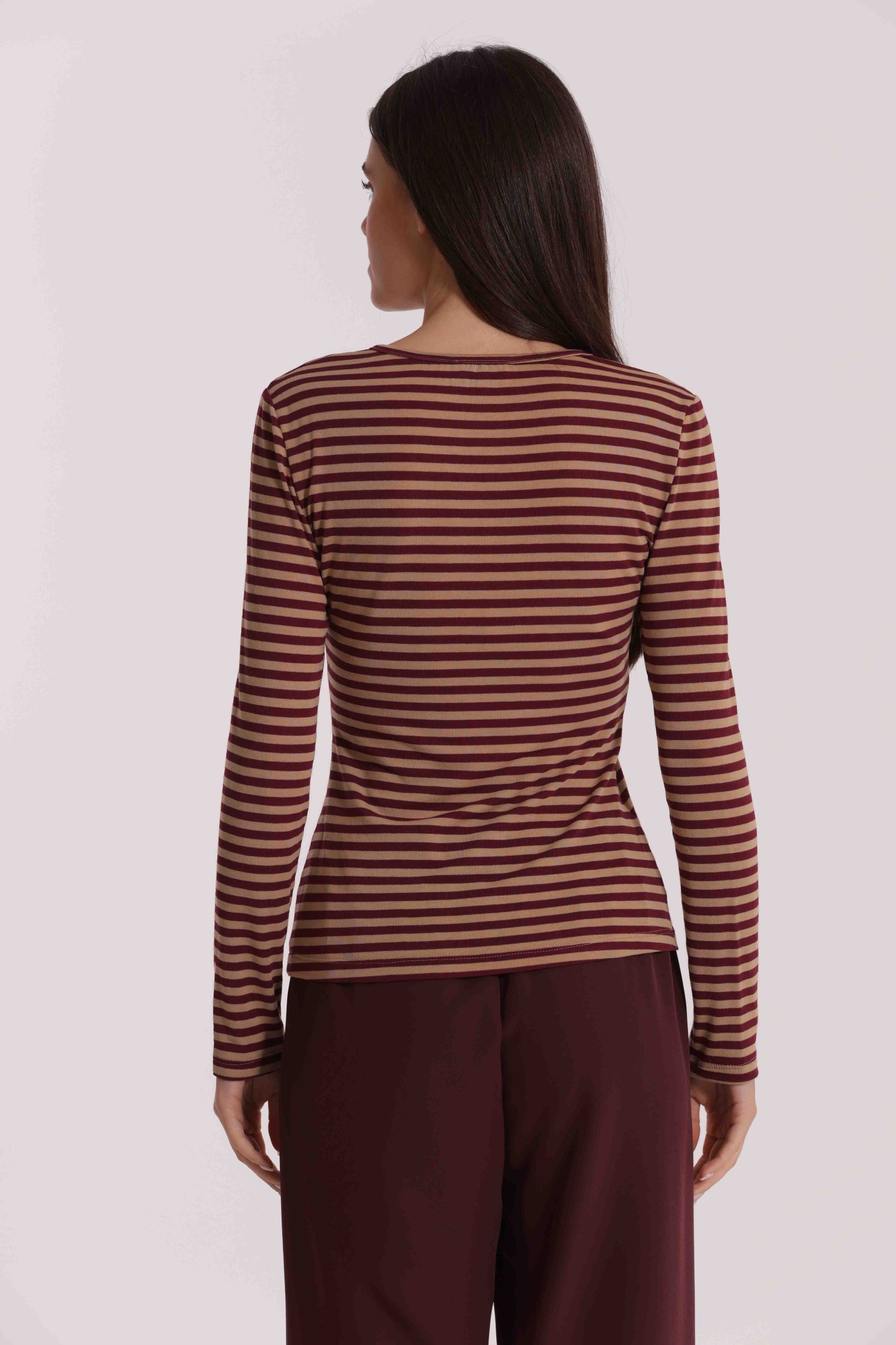MAGLIA SCOLLO TONDO A RIGHE