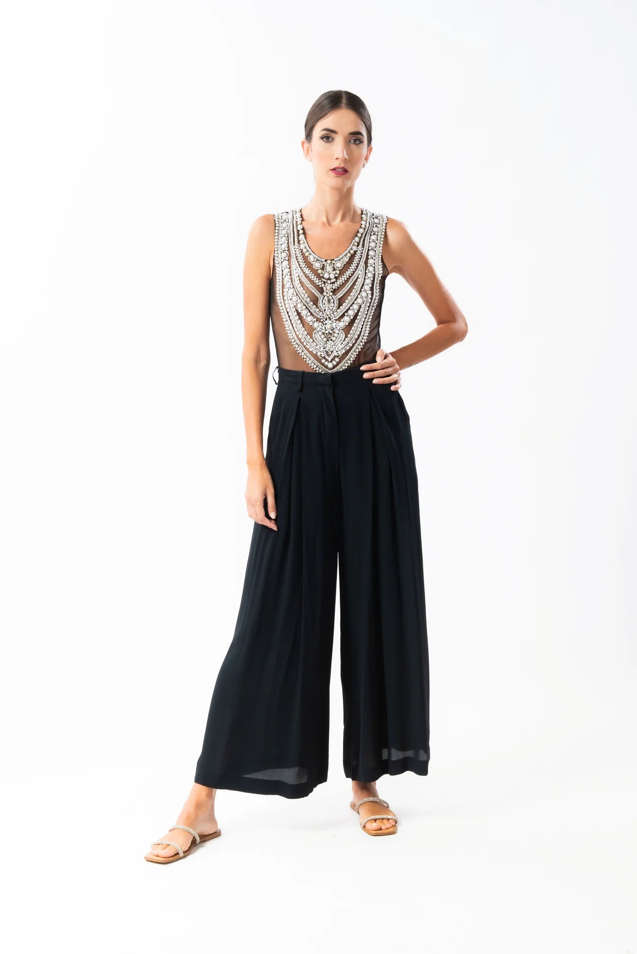 PANTALONE CON PINCES
