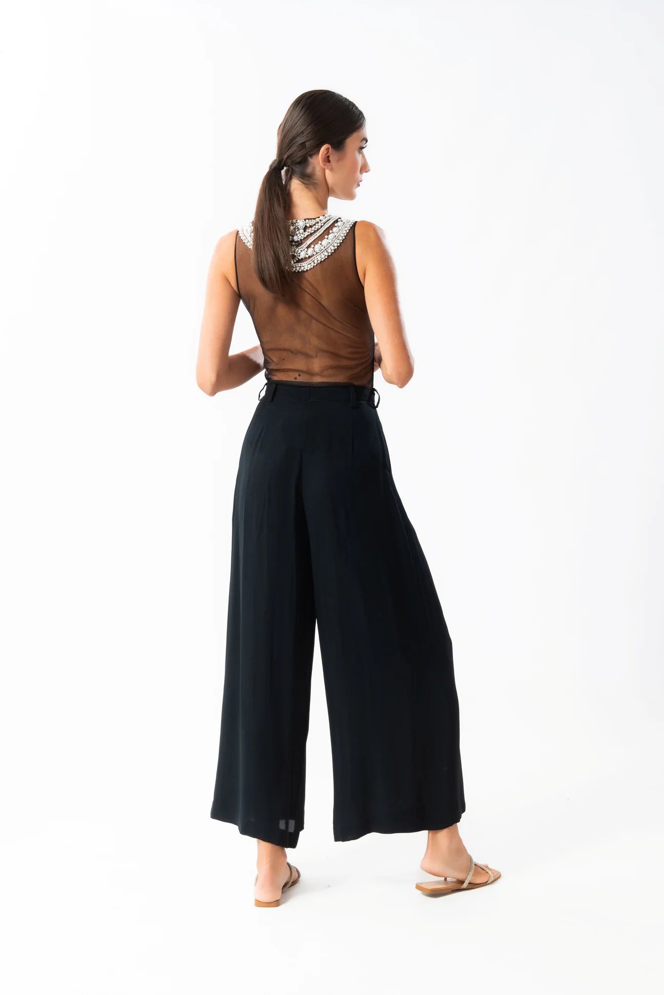 PANTALONE CON PINCES