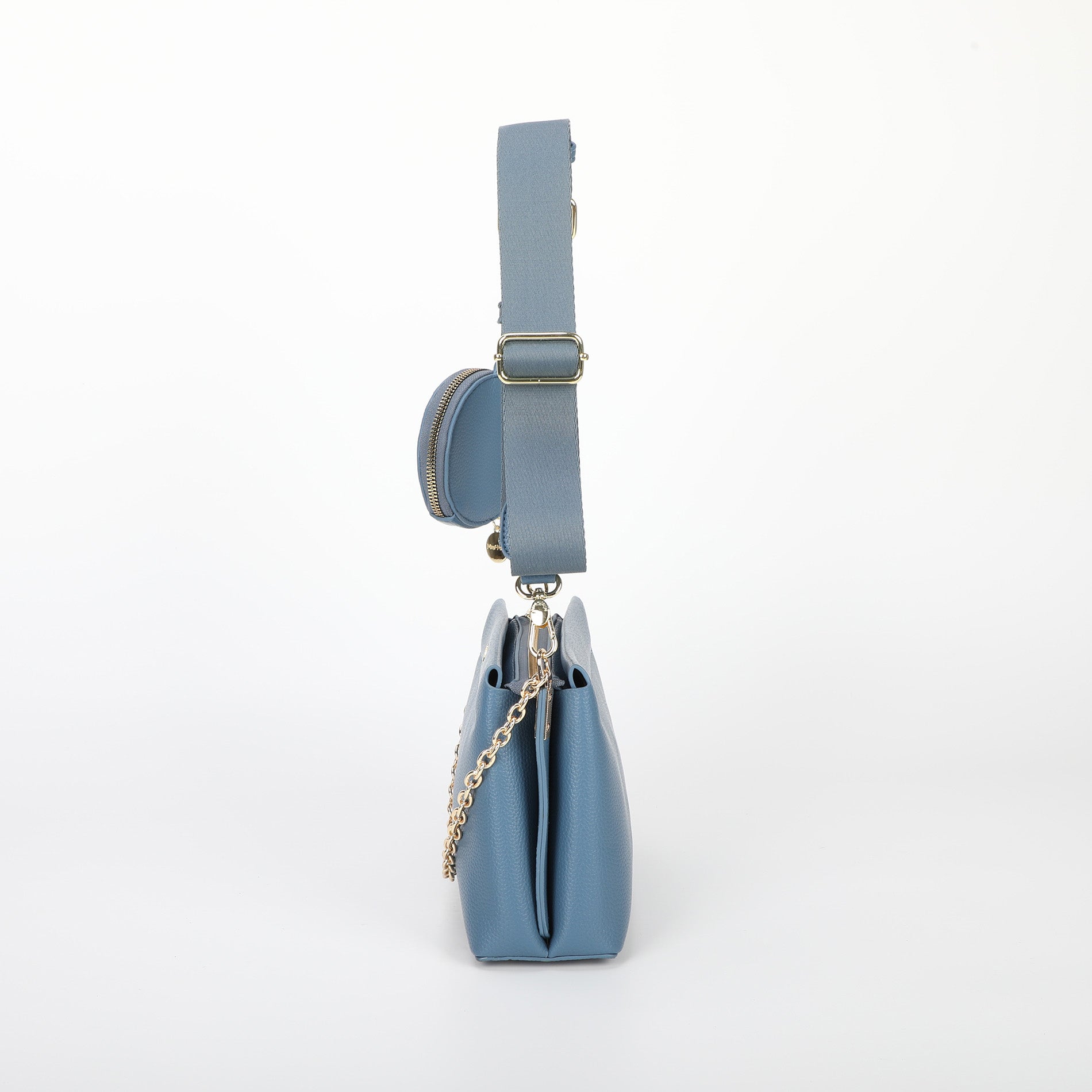 BORSA A TRACOLLA CON DETTAGLIO APPESO