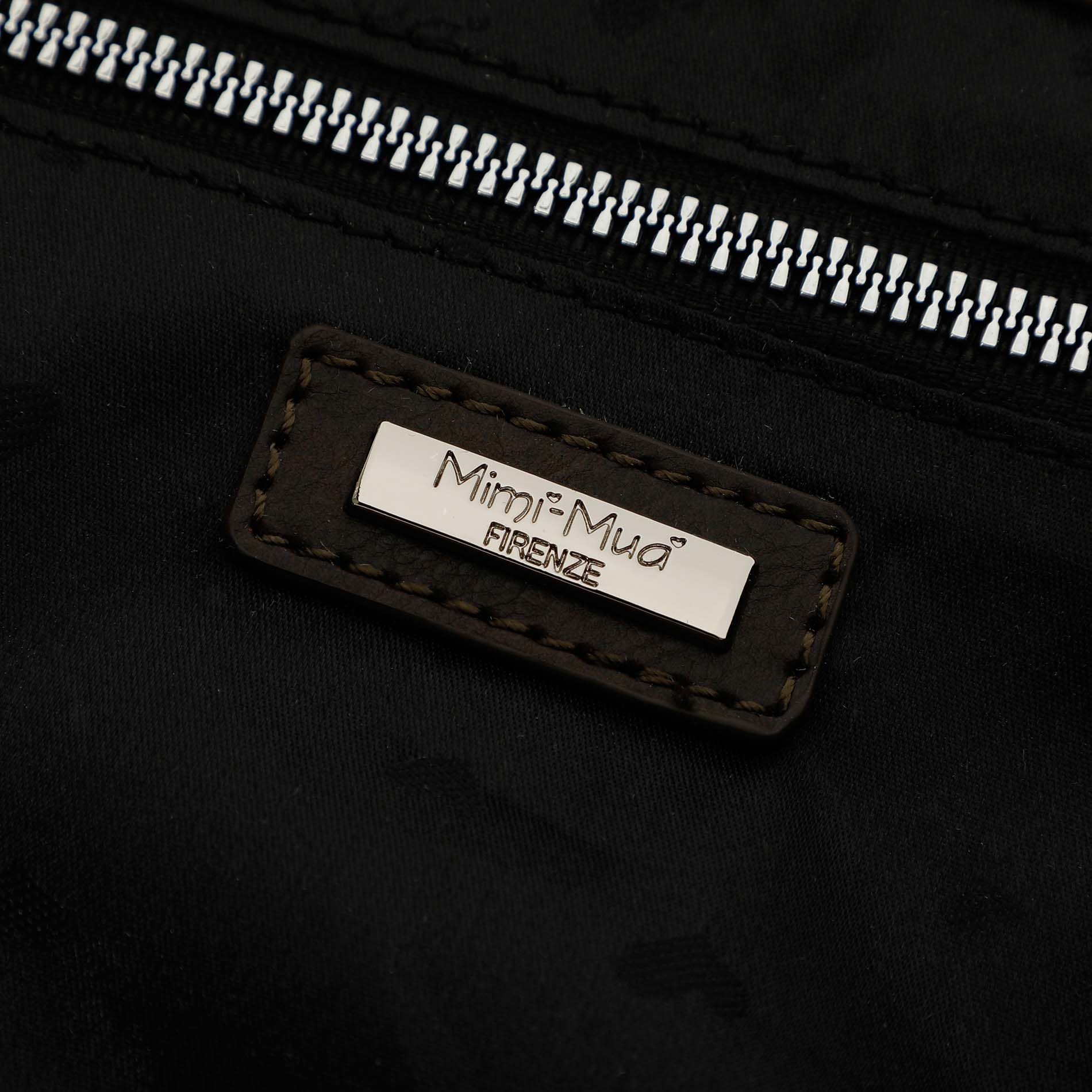 BORSA A SPALLA CON DETTAGLIO IN ECO SUEDE