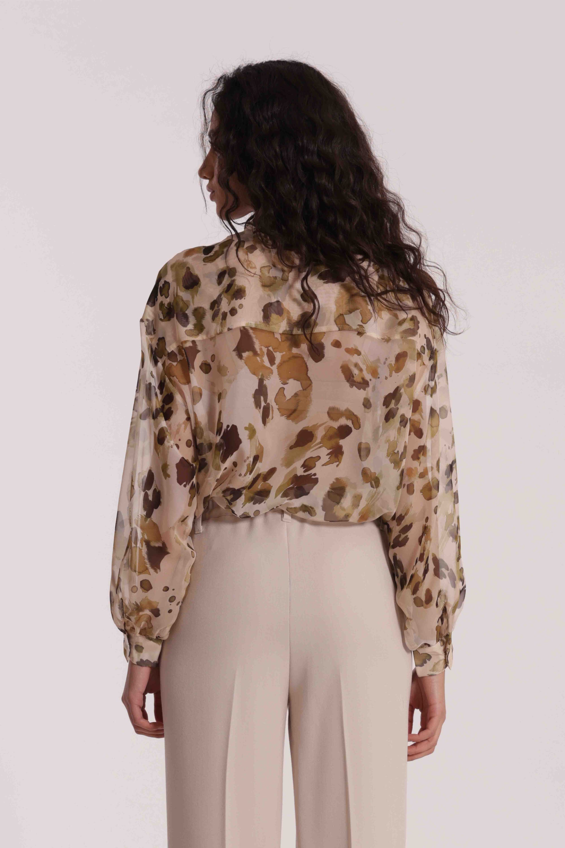 CAMICIA CON TASCHE FANTASIA LEO