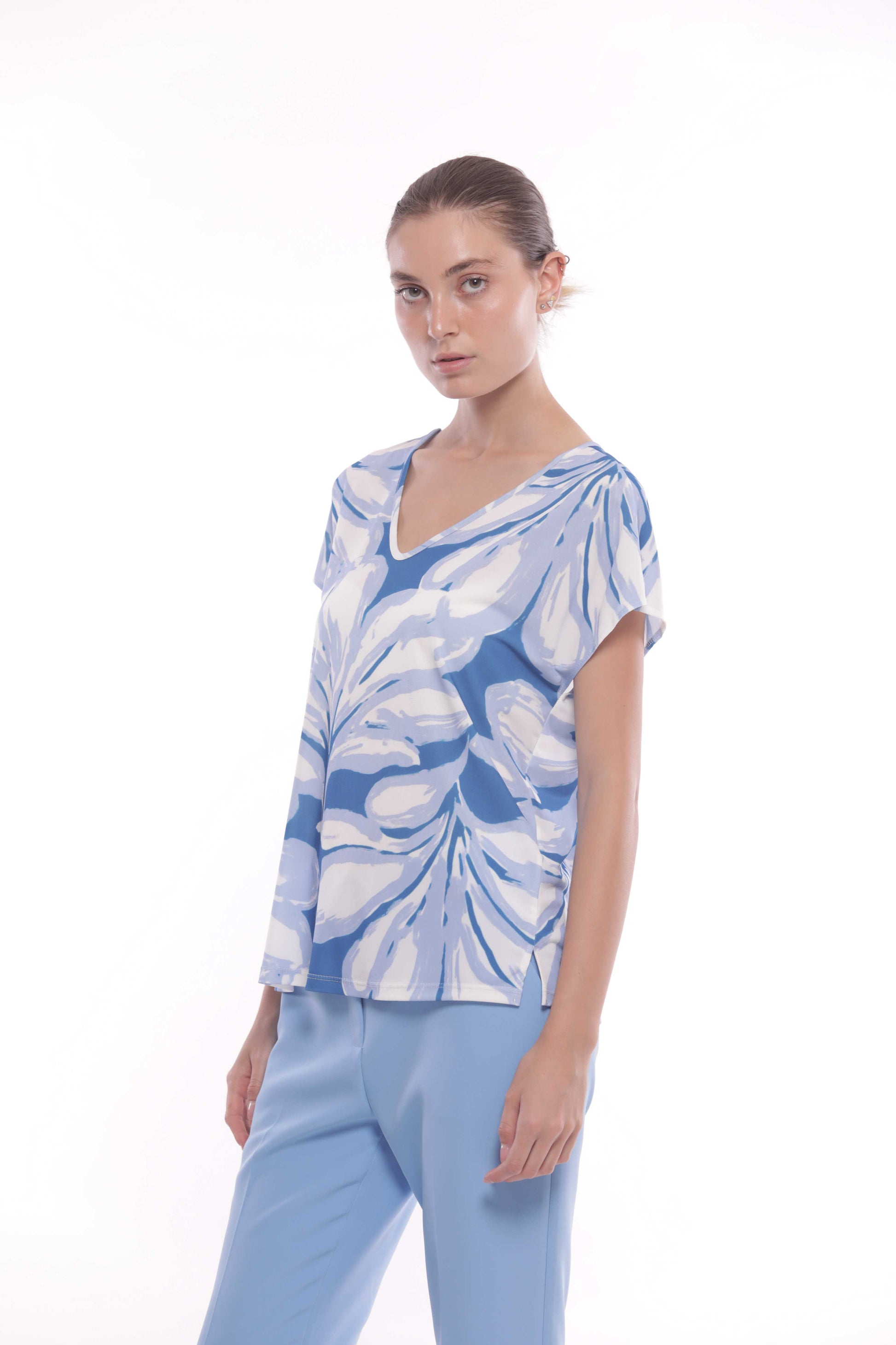 BLUSA SCOLLO A V IN ITY FANTASIA