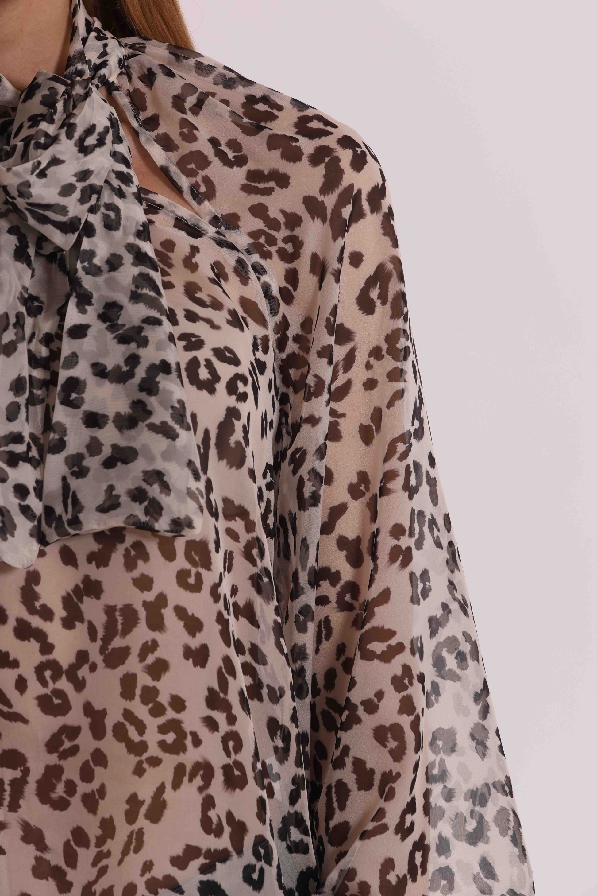 BLUSA ANIMALIER CON FIOCCO