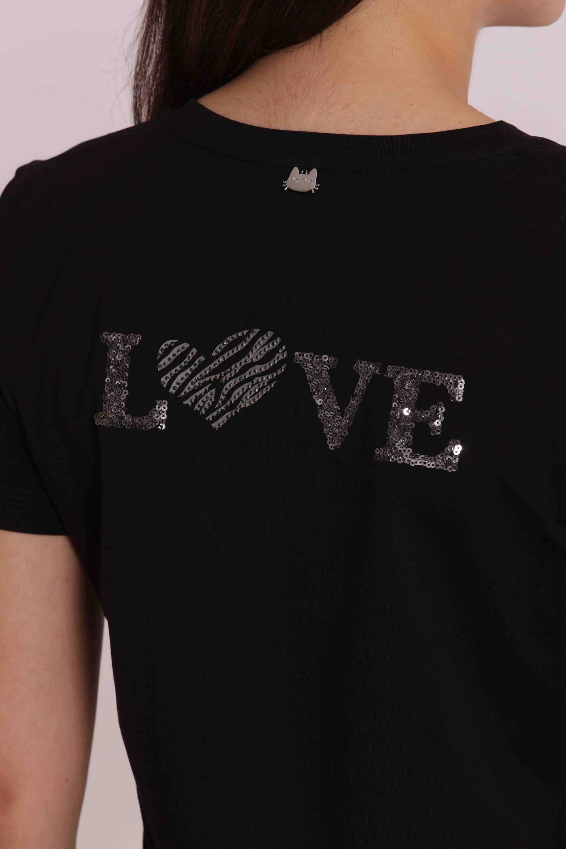 T-SHIRT CON TASCHINO ZEBRATO