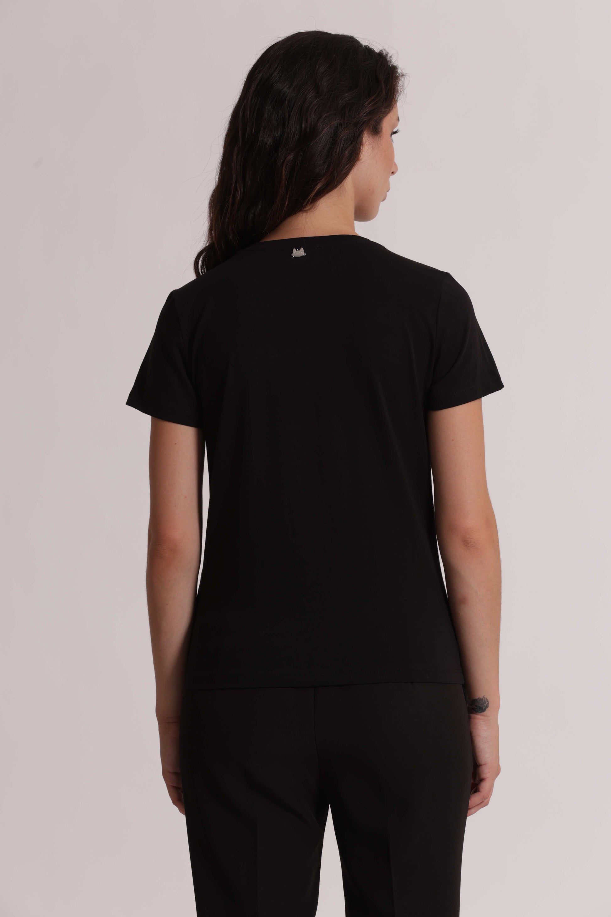 T-SHIRT CON FRANGE DI PERLINE
