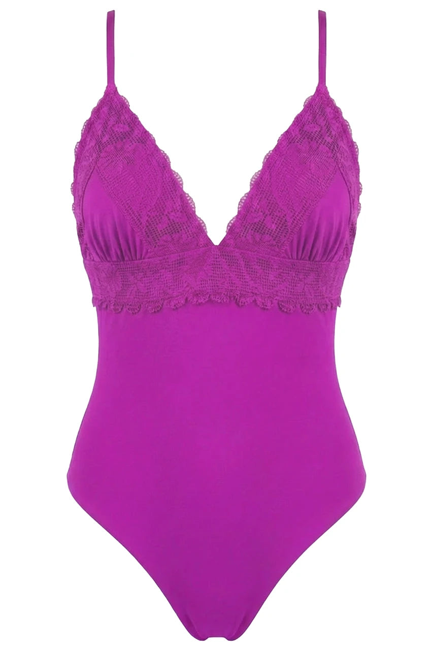 ONE-PIECE SWIMSUIT TRIANGLE WITH FLORAL CROCHET DETAILS