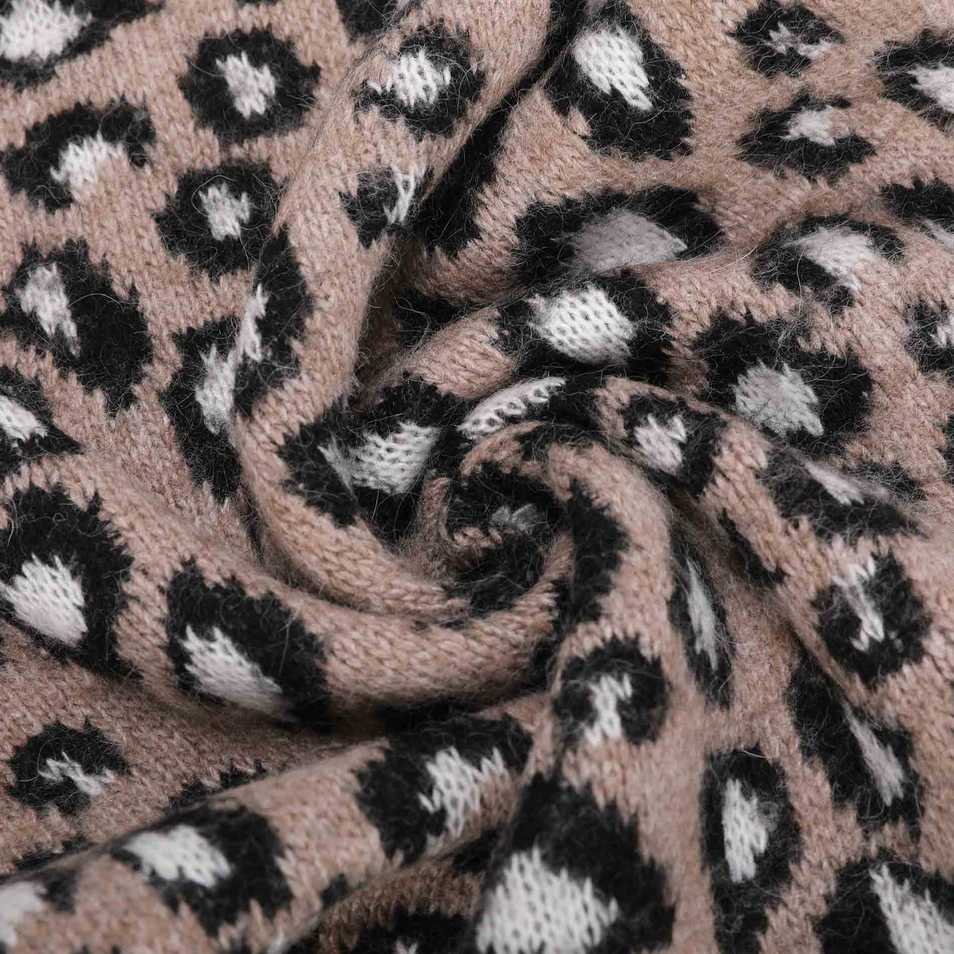 SCIARPA LEOPARDATA CON STRASS