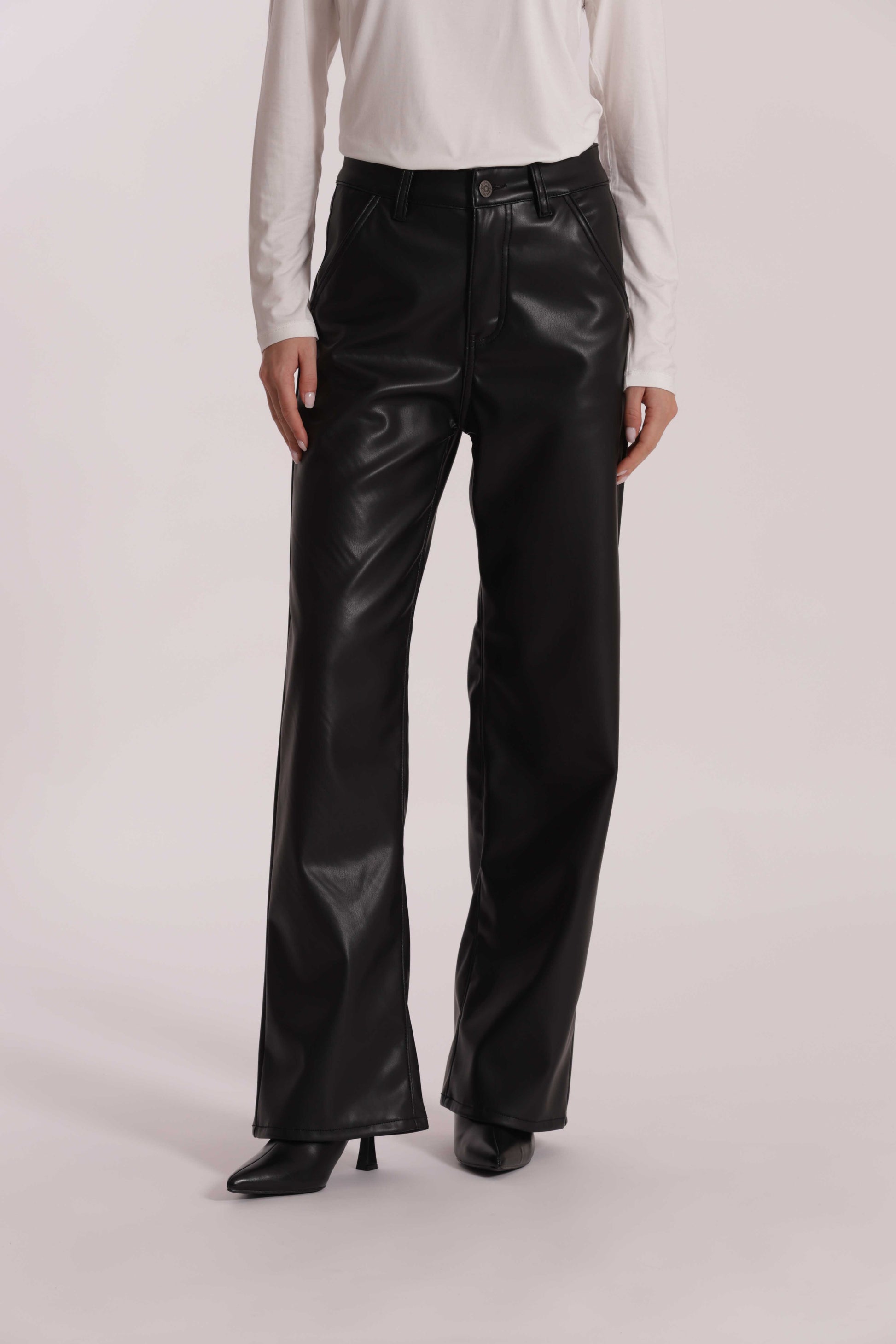 JEANS WIDE LEG IN SIMILPELLE