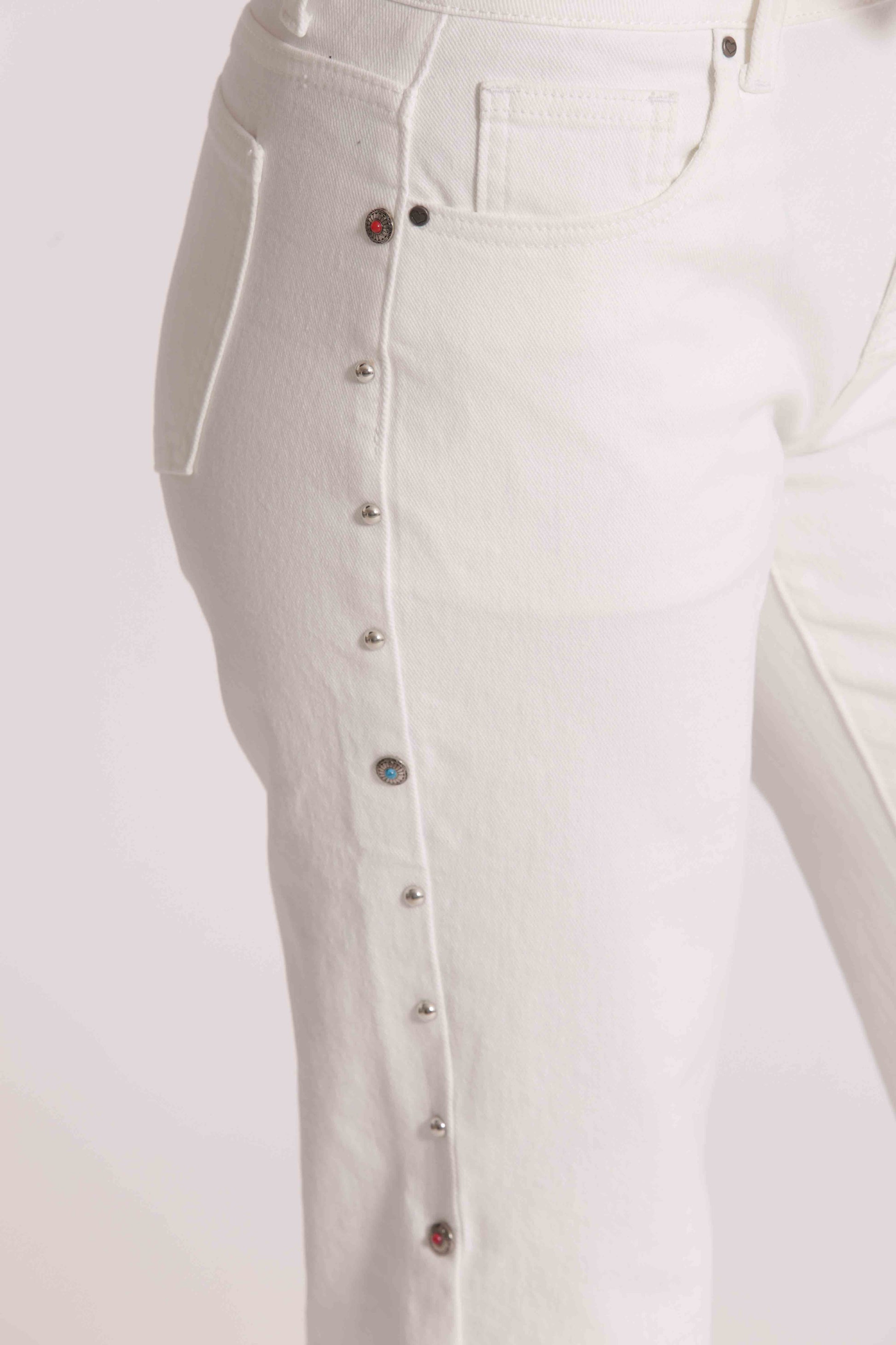 JEANS SIGARETTA CON BORCHIE LATERALI