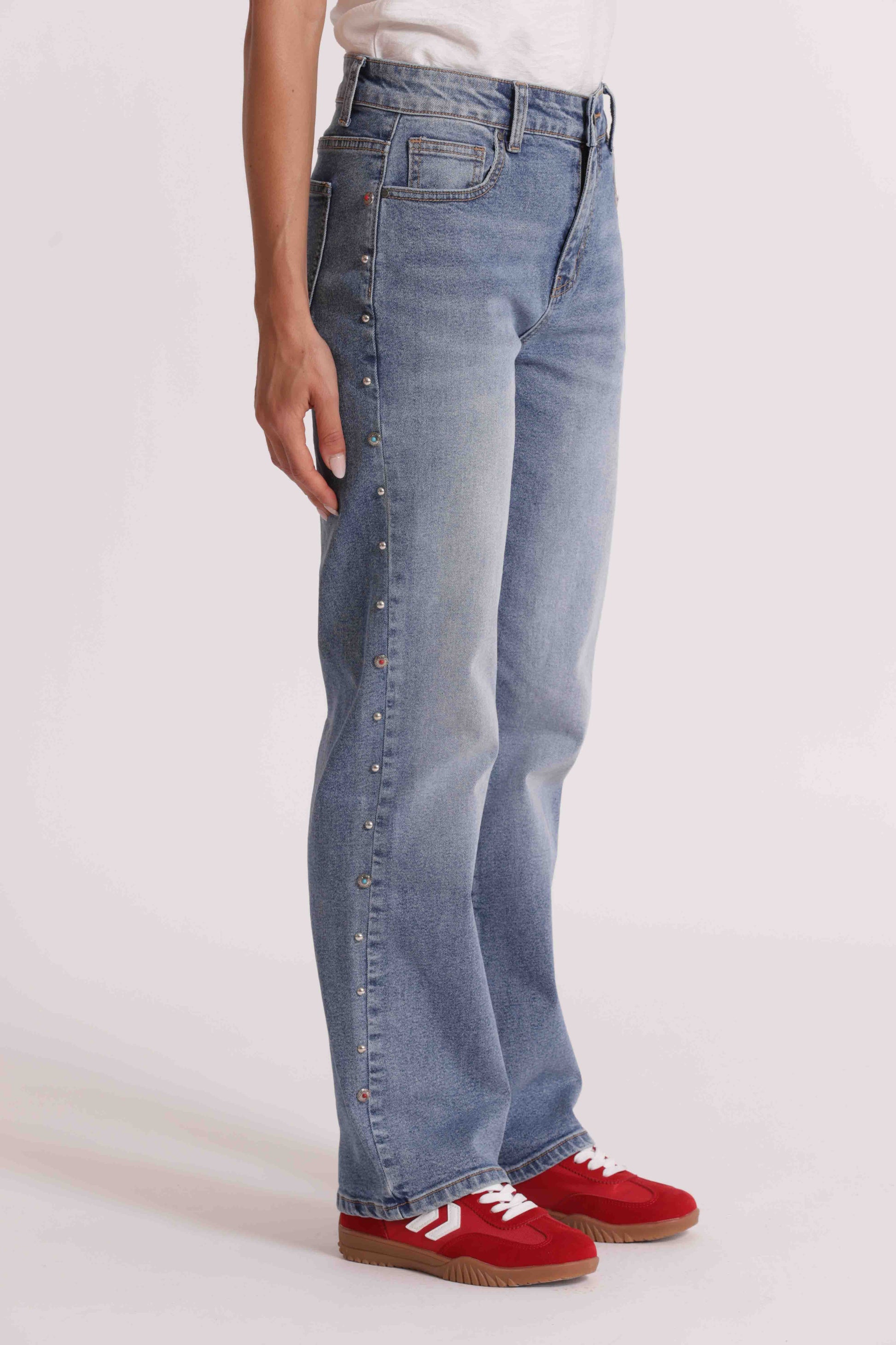 JEANS SIGARETTA CON BORCHIE LATERALI